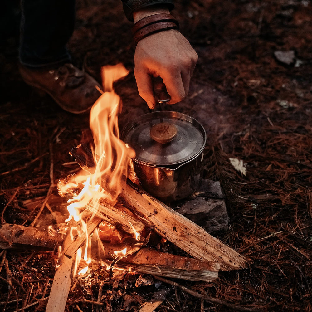 Überleben Kessel 1.1L capacity ideal for tea or small camp meals