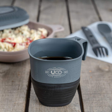 UCO rubberized grip bottom prevents slipping during meals