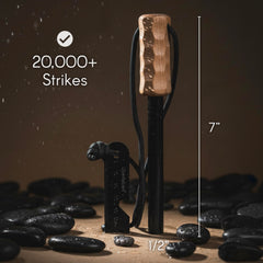 ueberleben kraftig pro hardwood handle grip in rugged outdoor setting.