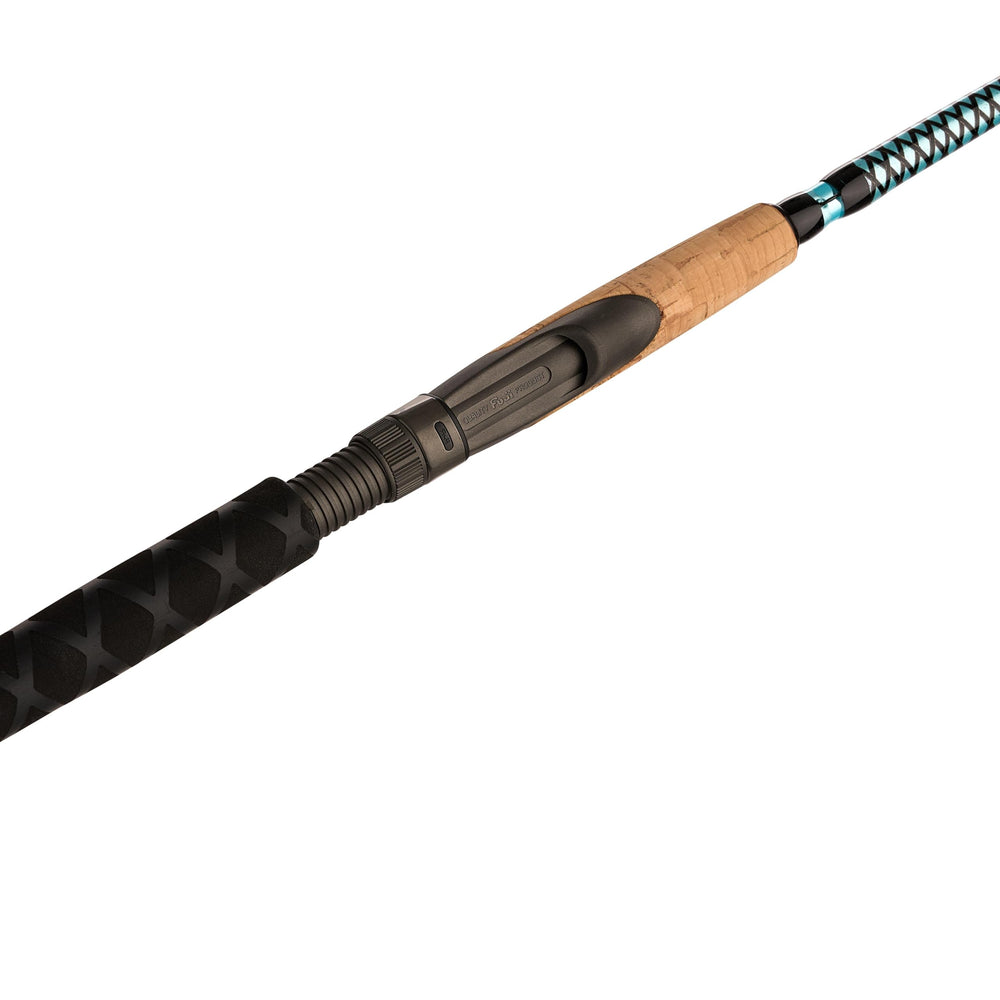 Solid graphite tip on Ugly Stik Carbon Inshore rod increases bite sensitivity.