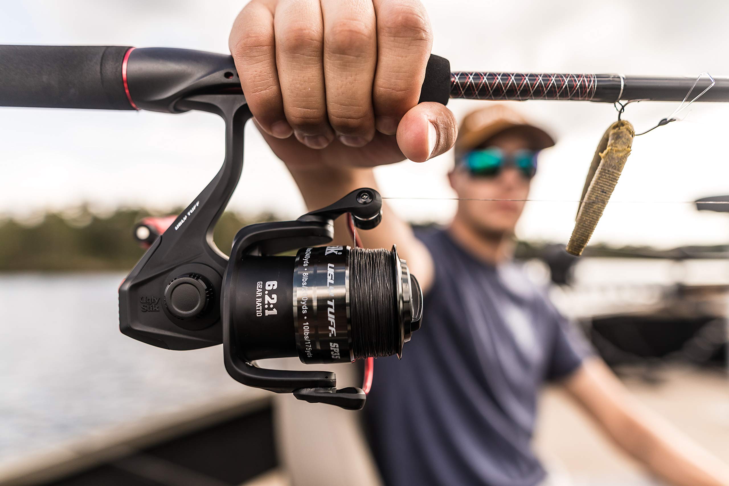 Ugly Stik Ugly Tuff left/right handle option fits different setups.