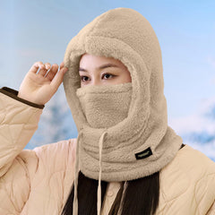 Uillui neck warmer scarf covers neck and chin for versatile warmth.