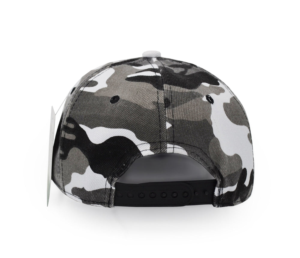 UltraKey unisex camouflage cap in grey, suitable for most ages.