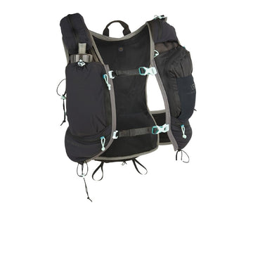 Ultimate Direction Adventure Vesta hydration bladder pocket supports extended trails.