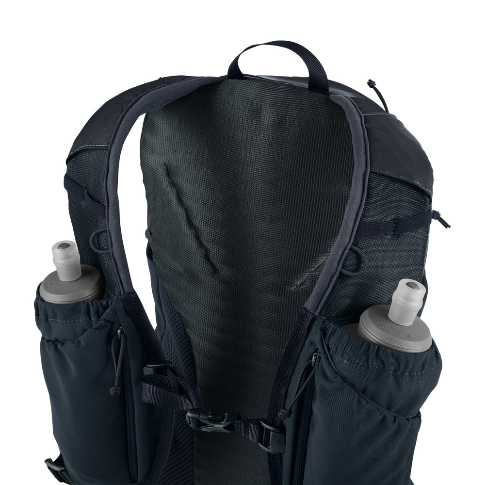 Blazek shoulder pockets close-up for quick access during runs.