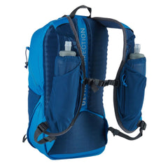 Blazek shoulder pockets provide quick access to chews and soft flasks during training