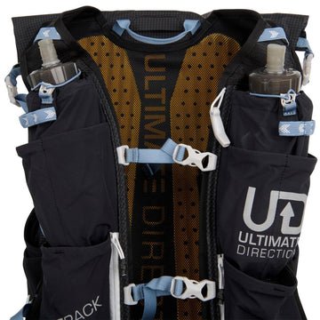 Ultimate Direction Fastpack 20L hydration-ready design supports longer adventures.