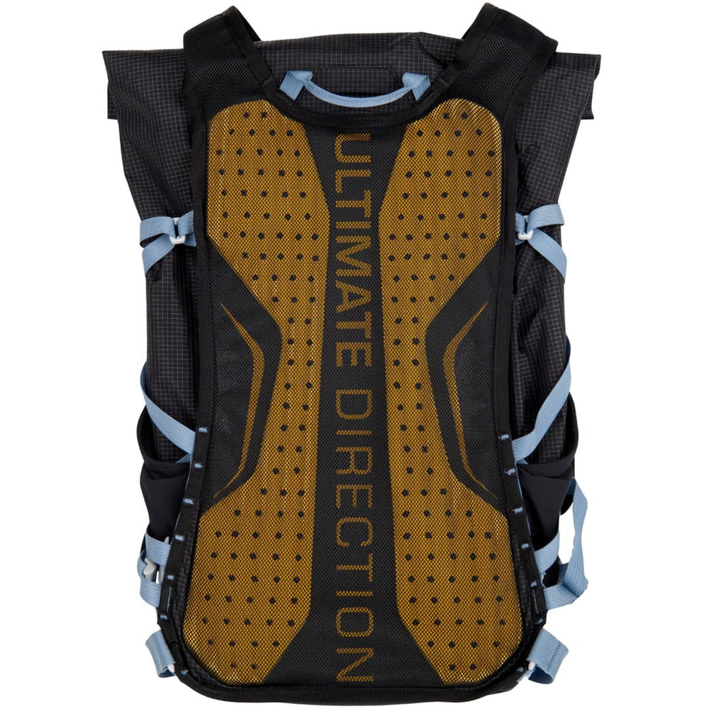Ultimate Direction Fastpack 20L zip-down opening enables quick main-compartment access.