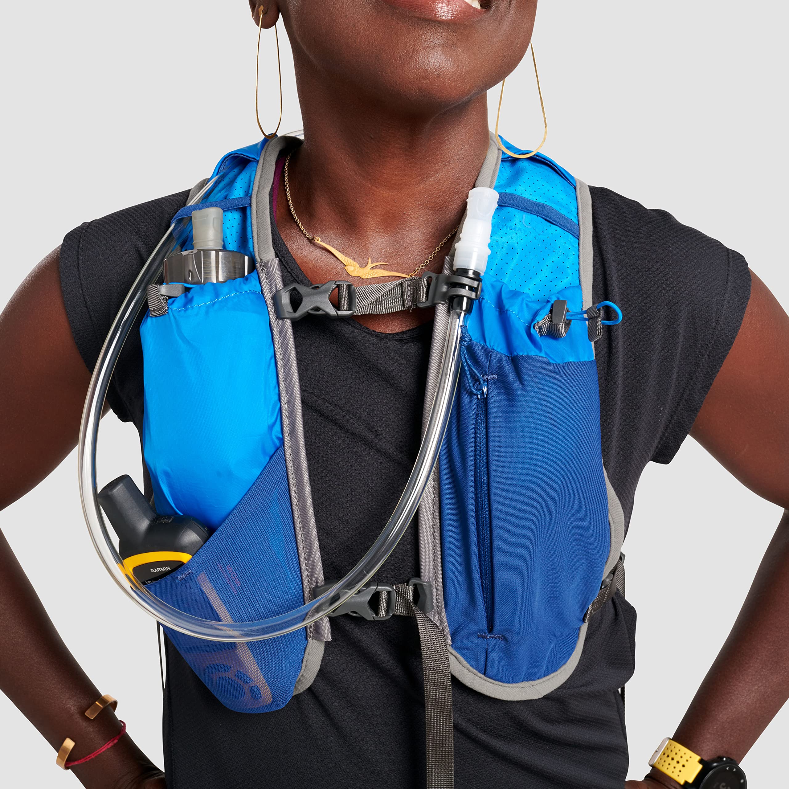 Ultimate Direction Highland Hydration Vest phone pocket for quick access