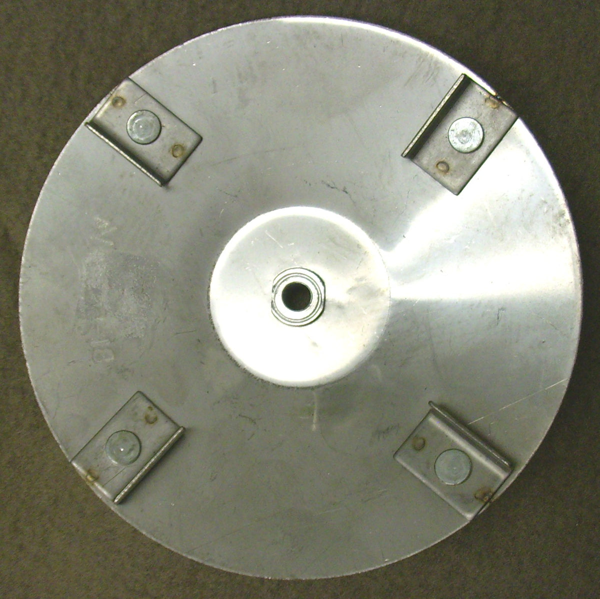 Ultramatic Feeders cupped scatter plate, 1/4 bore fits motors for precise feed distribution.