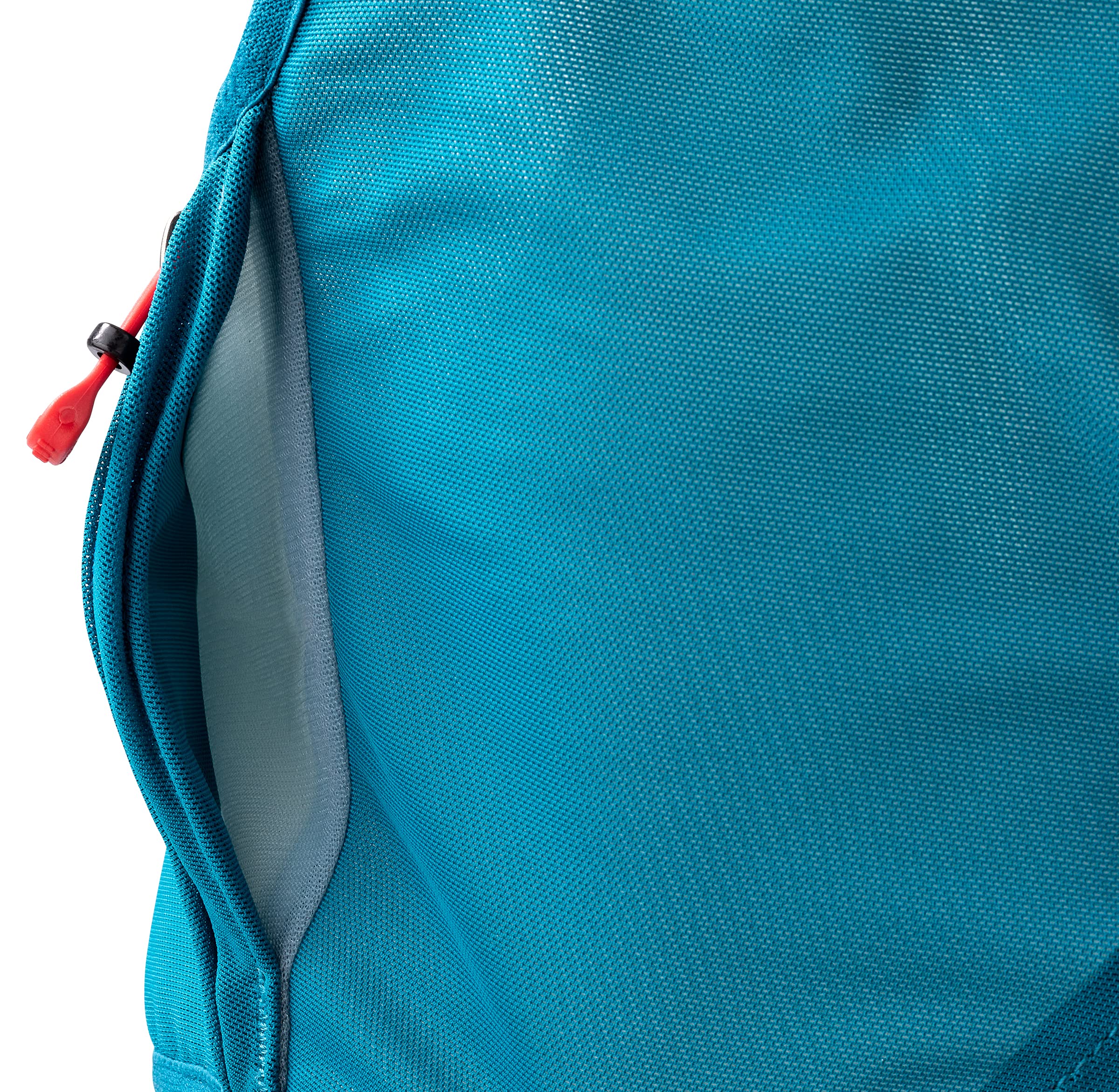 UltraCool system helps maintain cooler body temperature during activity