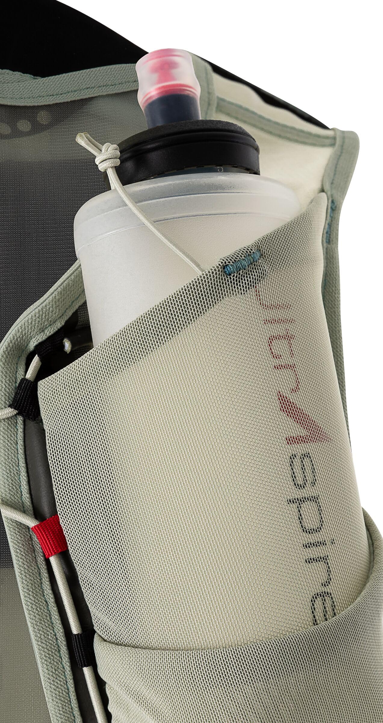 UltrAspire Bronco MaxO2 Form closure adapts to your shape for a secure fit