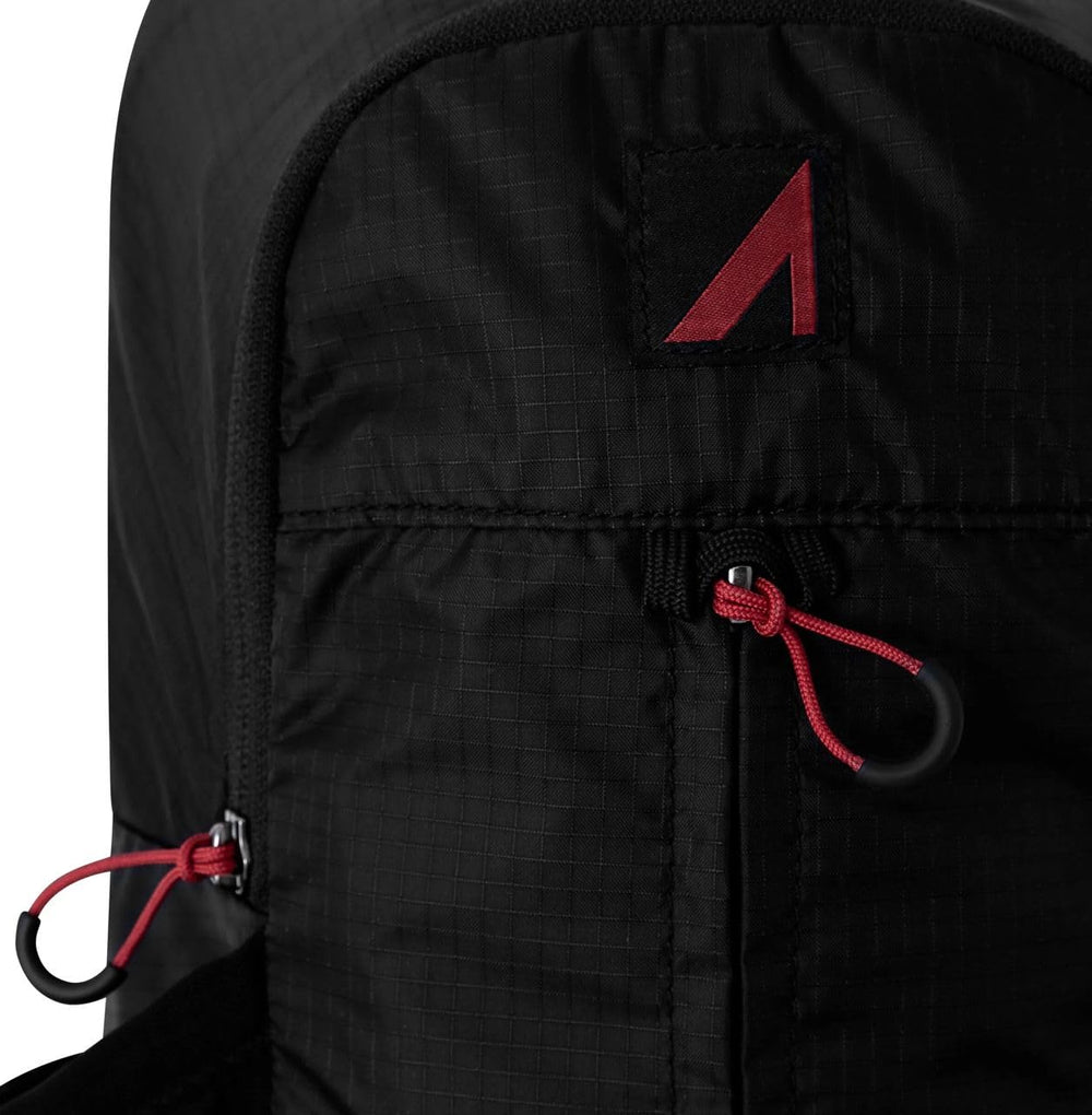 Ultraspire Legacy rear compartment and breathable fabric reduce chafing.