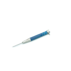 Umpqua Dream Stream Plus Tying Pick demonstrates precise material removal for clean fly tying.
