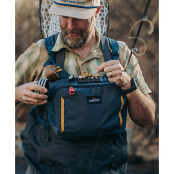 Internal pockets and organization layout of Umpqua Northfork Chest Pack Cobalt