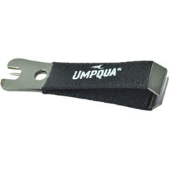 Umpqua Rivergrip Nipper Black for precise clipping and hook eye cleaning in wet river conditions.
