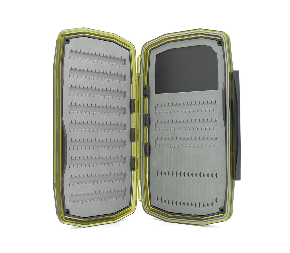 Umpqua UPG Foam Walkabout Fly Box Large Olive closed