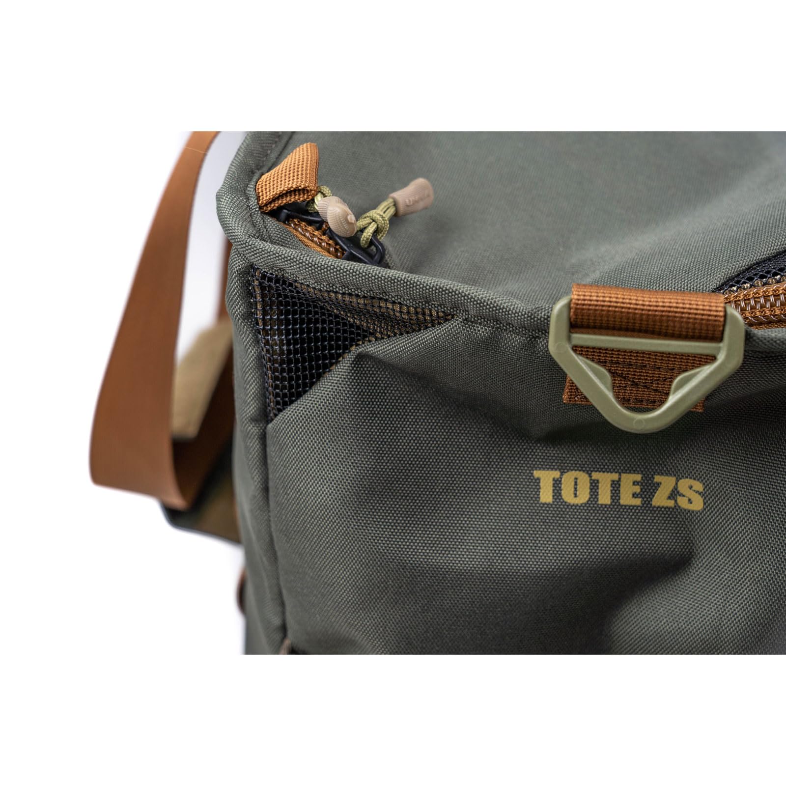 Umpqua ZS2 Wader Boot Tote durable materials withstand field use