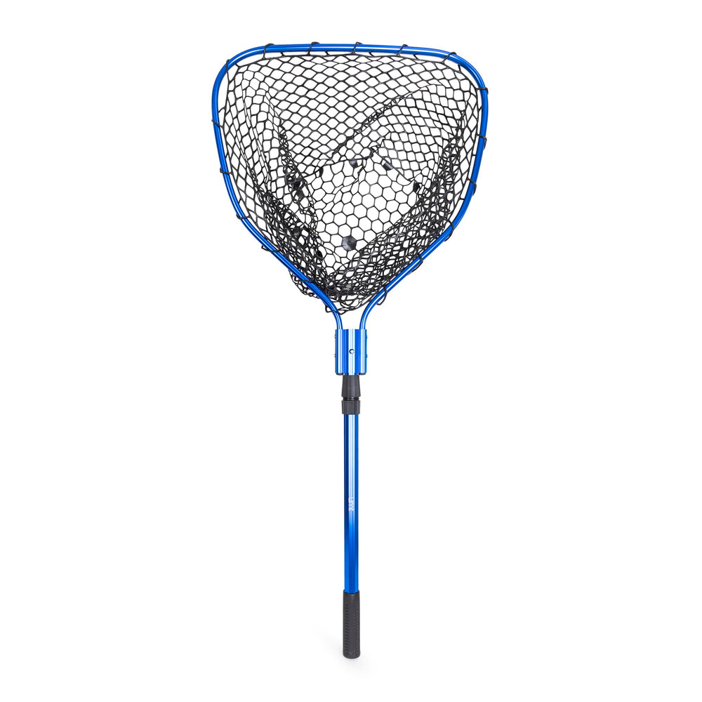 Angler using the blue UMT landing gear in saltwater and freshwater settings