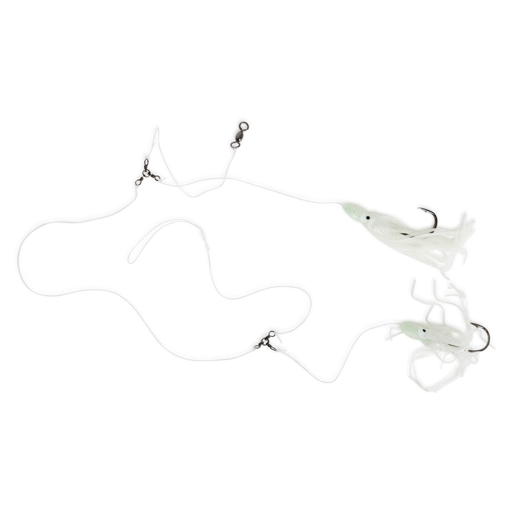 UNCLE MO'S 3-way swivel minimizes tangles for smoother deep-sea rigs.