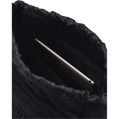 Under Armour 1376461-1-OSFM sling bag breathable-material enables quick-dry workouts.