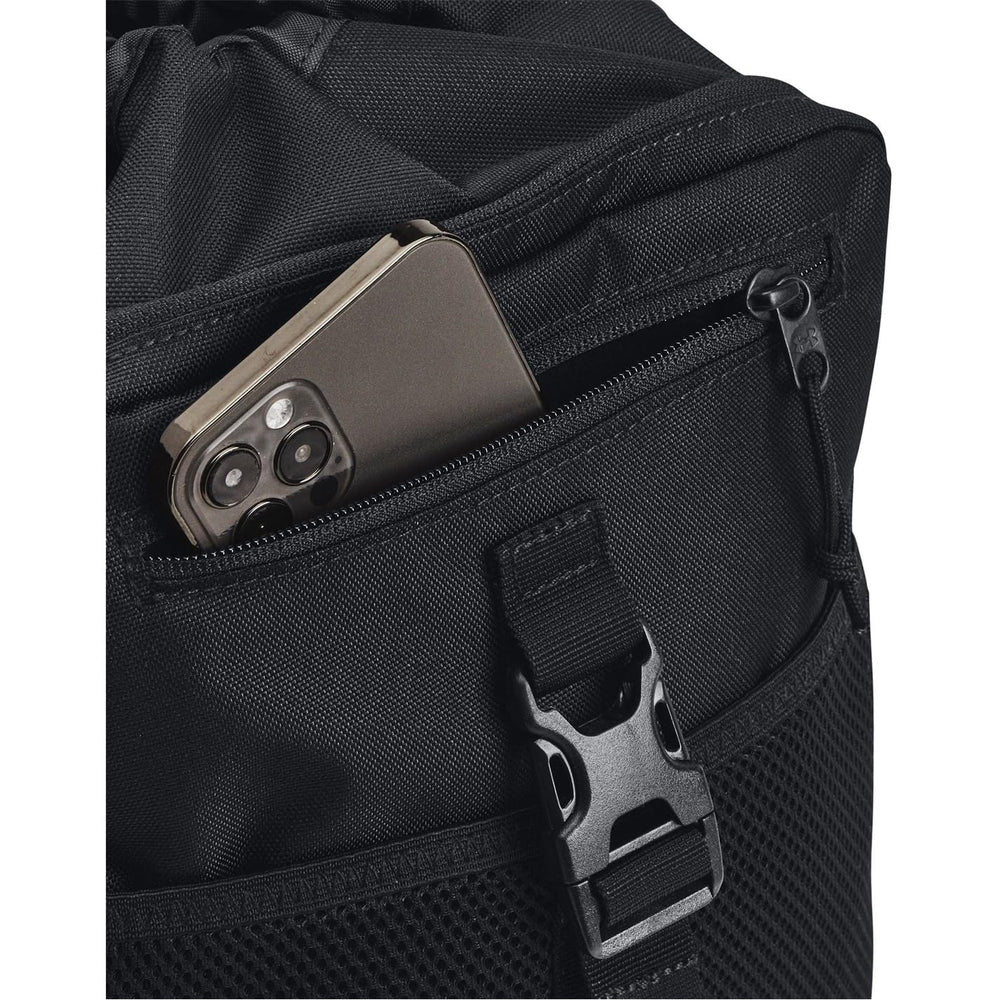 Under Armour 1376461-1-OSFM sling bag shoulder-strap design highlights comfort during workouts.
