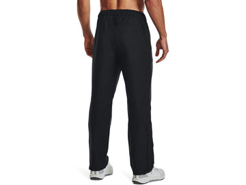 Under Armour Stormproof Interior Woven Lining adds warmth for chilly days on the field