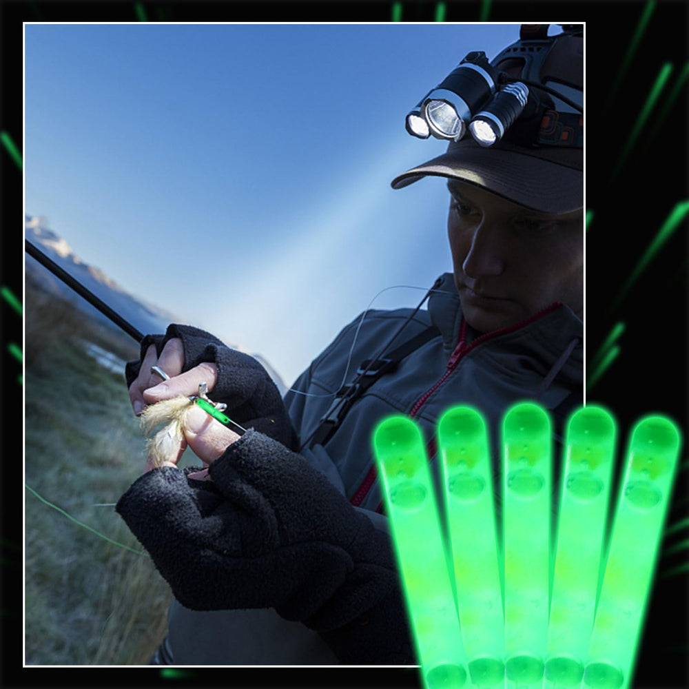 Underwater glow sticks for lighting