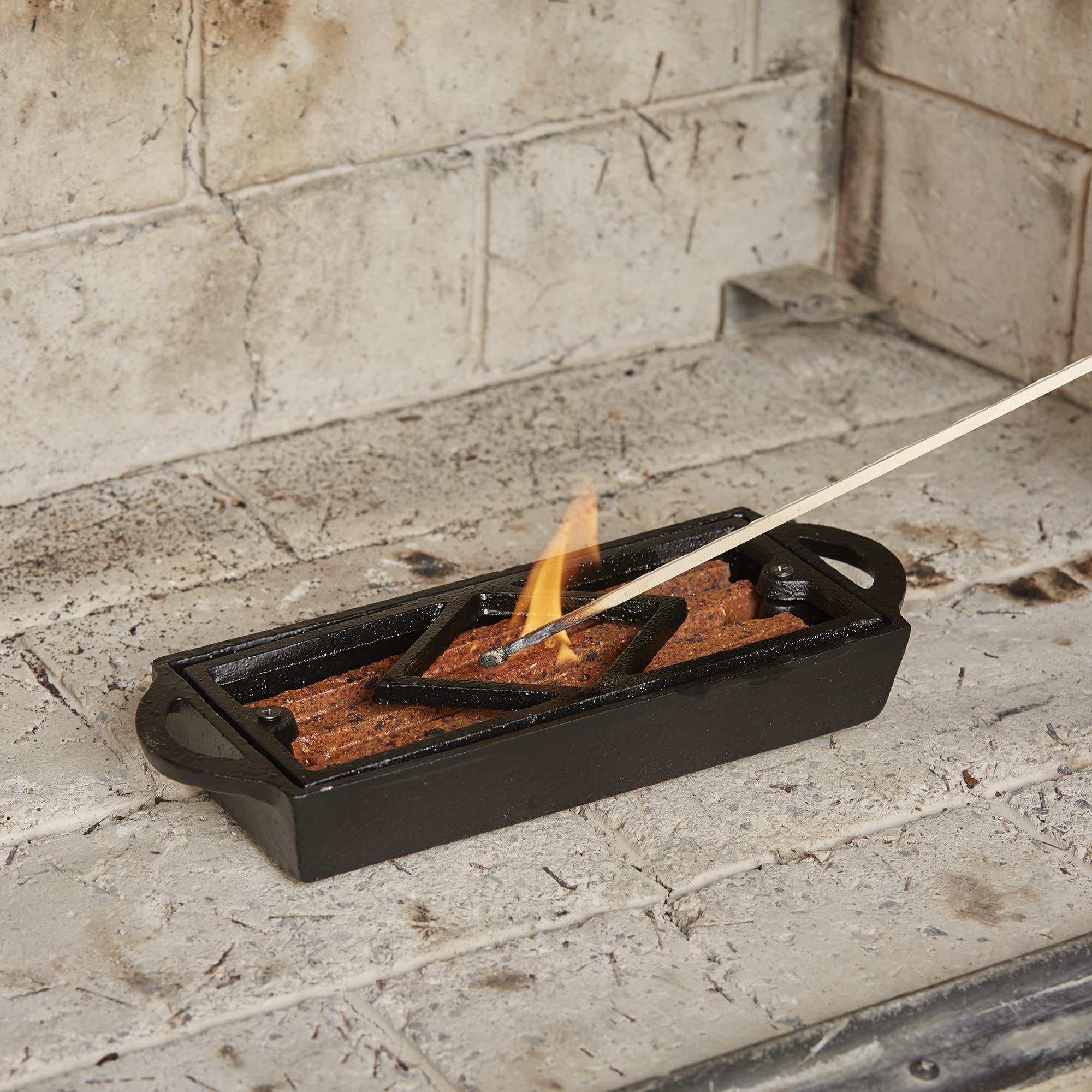 UniFlame Firestarter Tray supports kerosene lighting for quick ignition.
