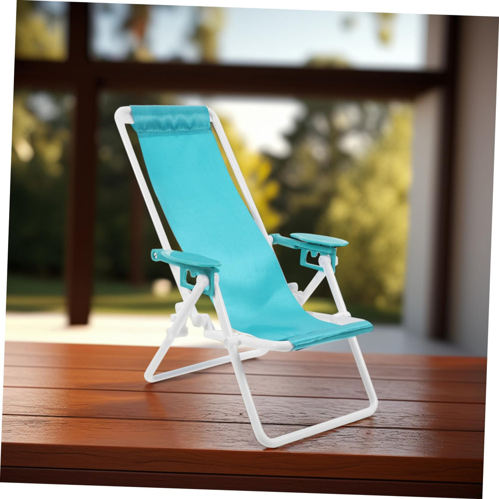 Uonlytech mini foldable beach chair durable plastic surface easy to clean.