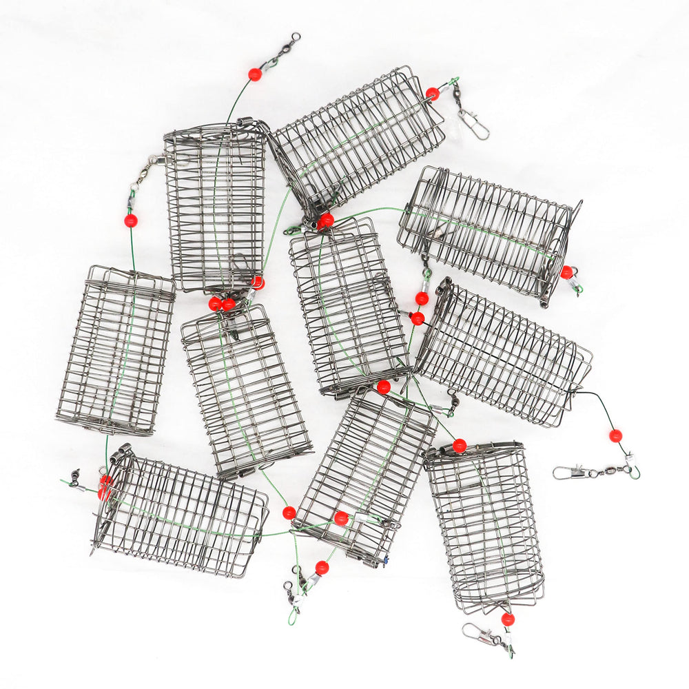Bait cage suitable for saltwater fishing