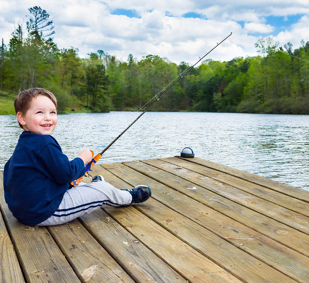 Easy-to-use kids fishing pole with EVA grip