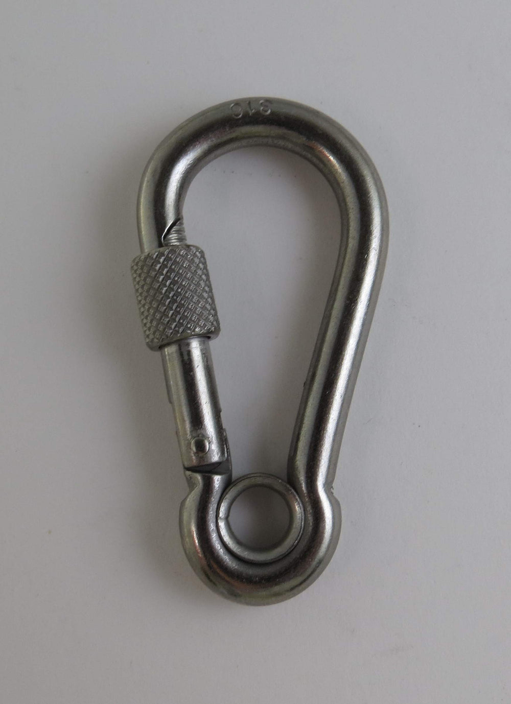 US Stainless 316 carabiner action closeup illustrates smooth operation for quick connections