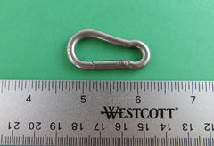 US Stainless 316 spring hook with polished surface for smooth handling.