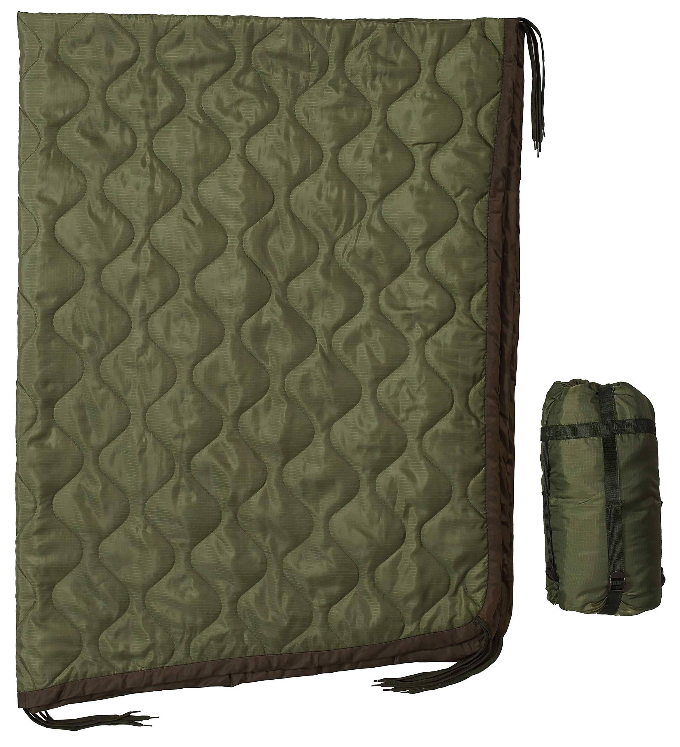 USGI Industries Woobie Blanket close-up stitching showcases durable military-style construction for rugged outdoor use.