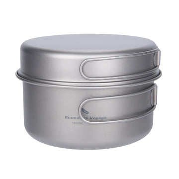 Usharedo titanium pot 1000ml shown as part of outdoor cookware for backpacking meals