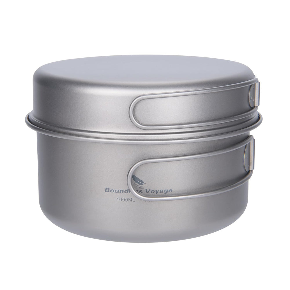 Usharedo titanium pot 1000ml shown as part of outdoor cookware for backpacking meals