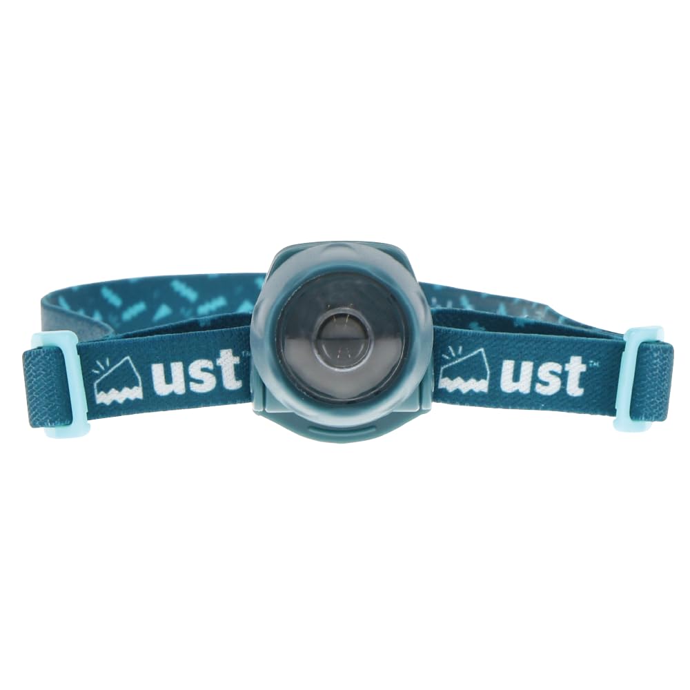 UST SplashFlash IPX7 waterproof rating supports reliable use in wet environments.