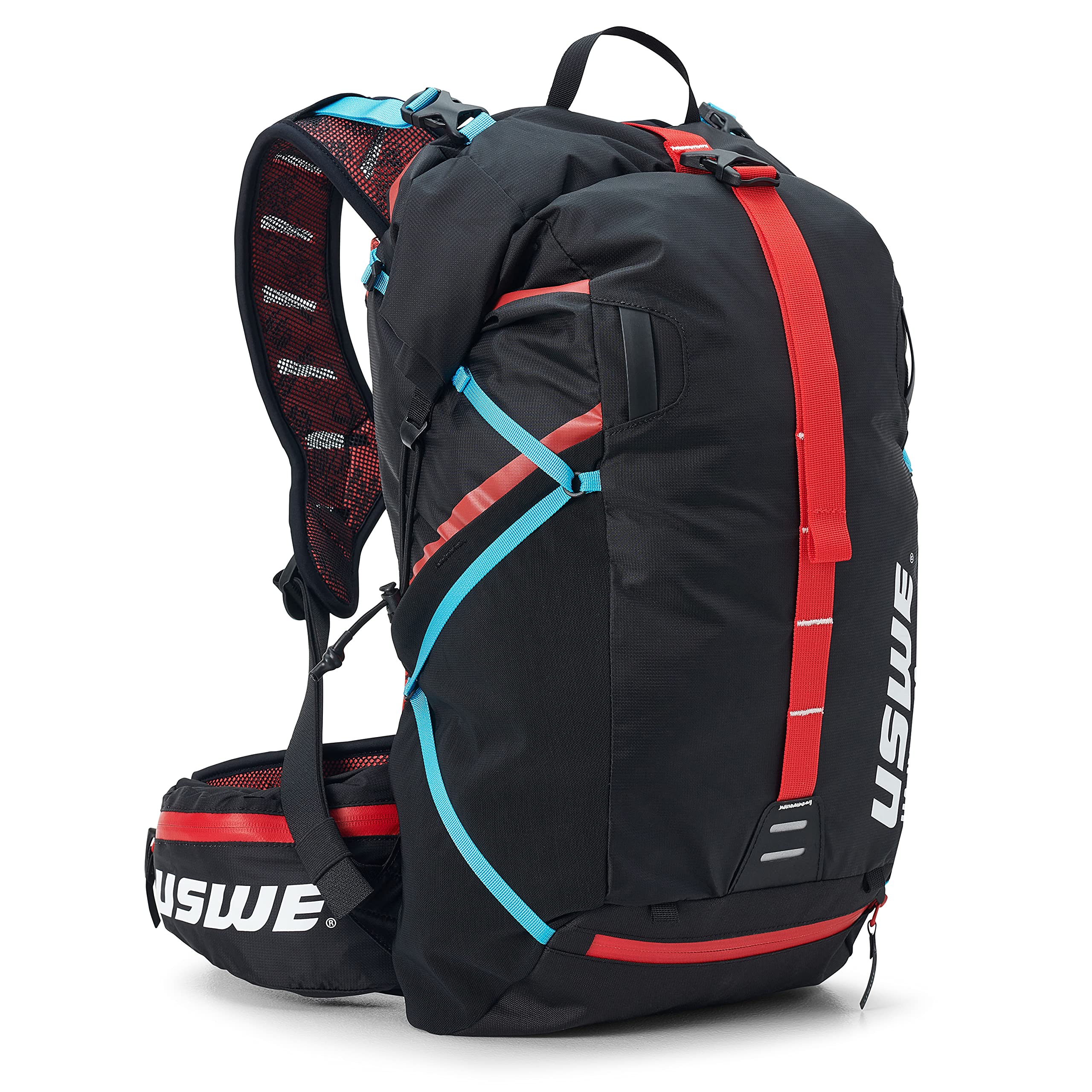 USWE Hajker 30L hydration sleeve keeps water close for quick sips