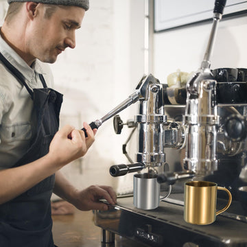 uxcell double-walled insulation preserves hot or cold drinks