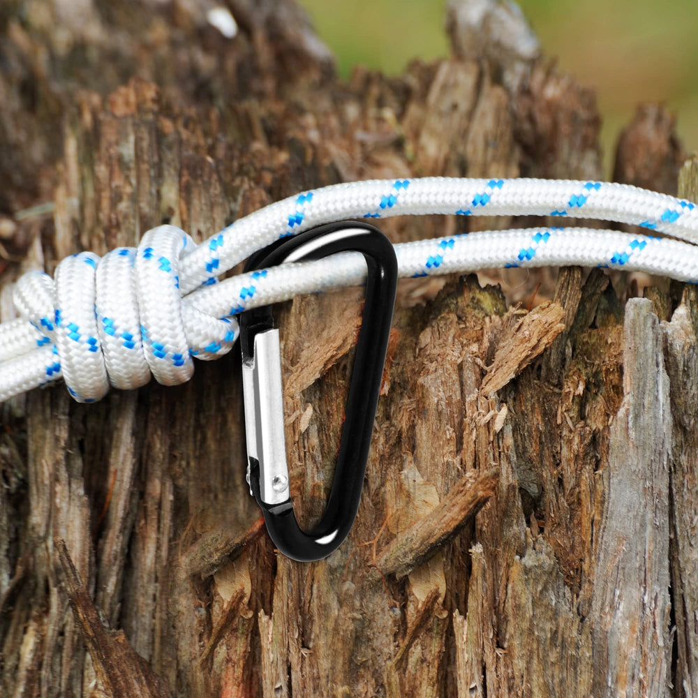 uxcell smooth-edge carabiner clip; no-scratch performance on keys and fabrics