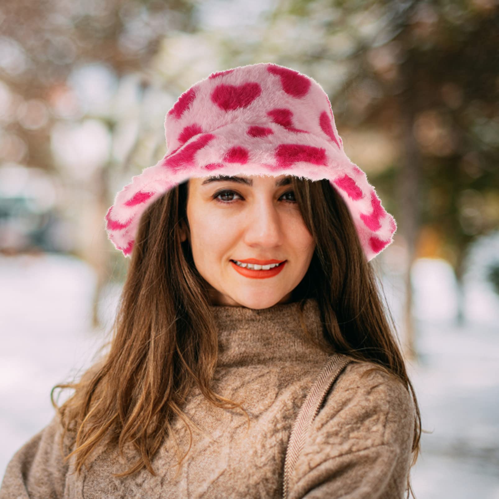 VALICLUD Love Fisherman Hat fuzzy bucket detail, cozy vibes