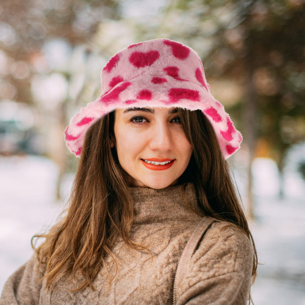VALICLUD Love Fisherman Hat fuzzy bucket detail, cozy vibes
