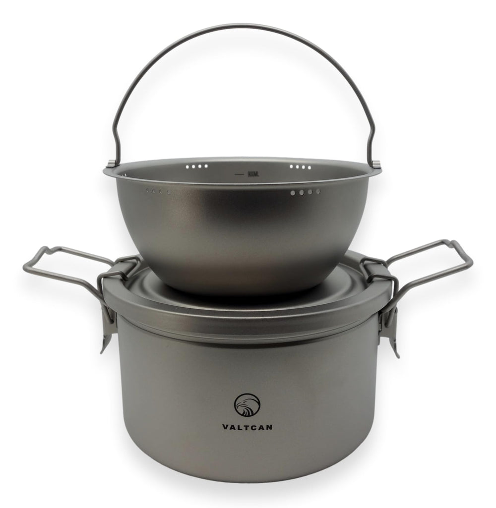 Valtcan dimensions and foldable handles enable compact packing.