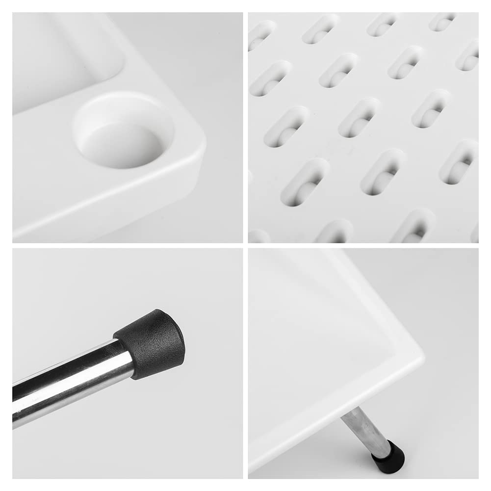 Vandue UV-protected HDPE tabletop withstands sun exposure