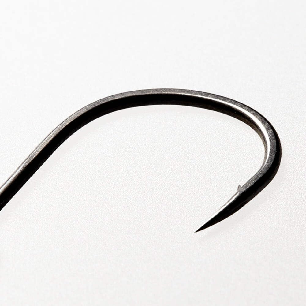 Vanfook PLB-49F closeup – detailed shaft and micro barb designed for strong hooks in streams.