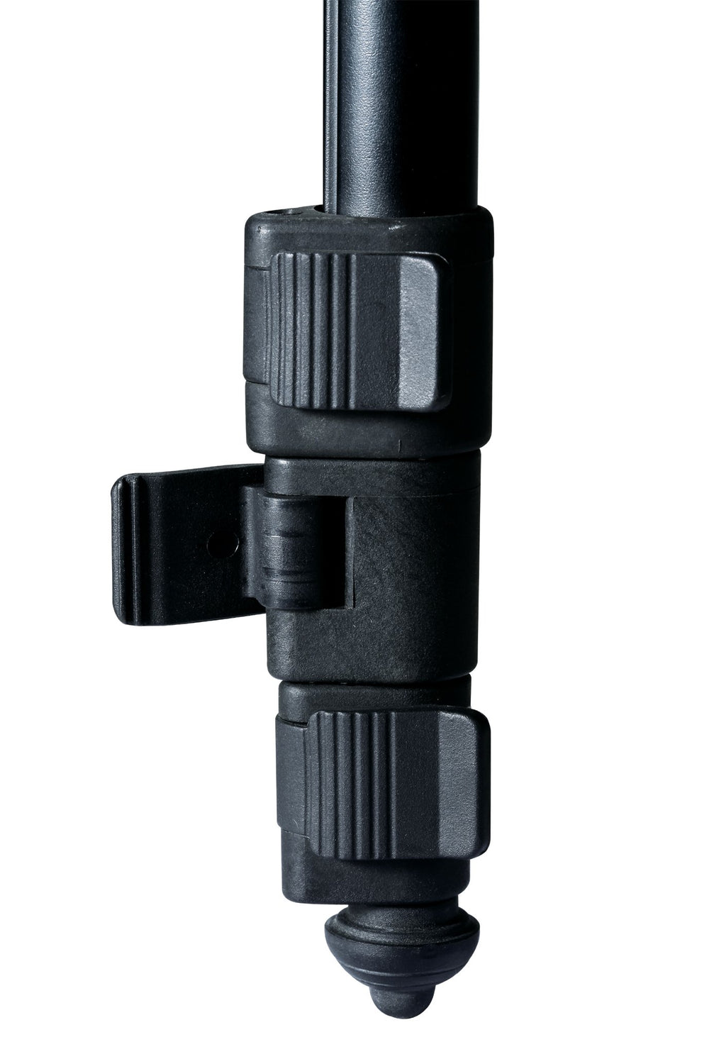 Cushioned foam hand grips on Vanguard Scout B62 Bi Pod