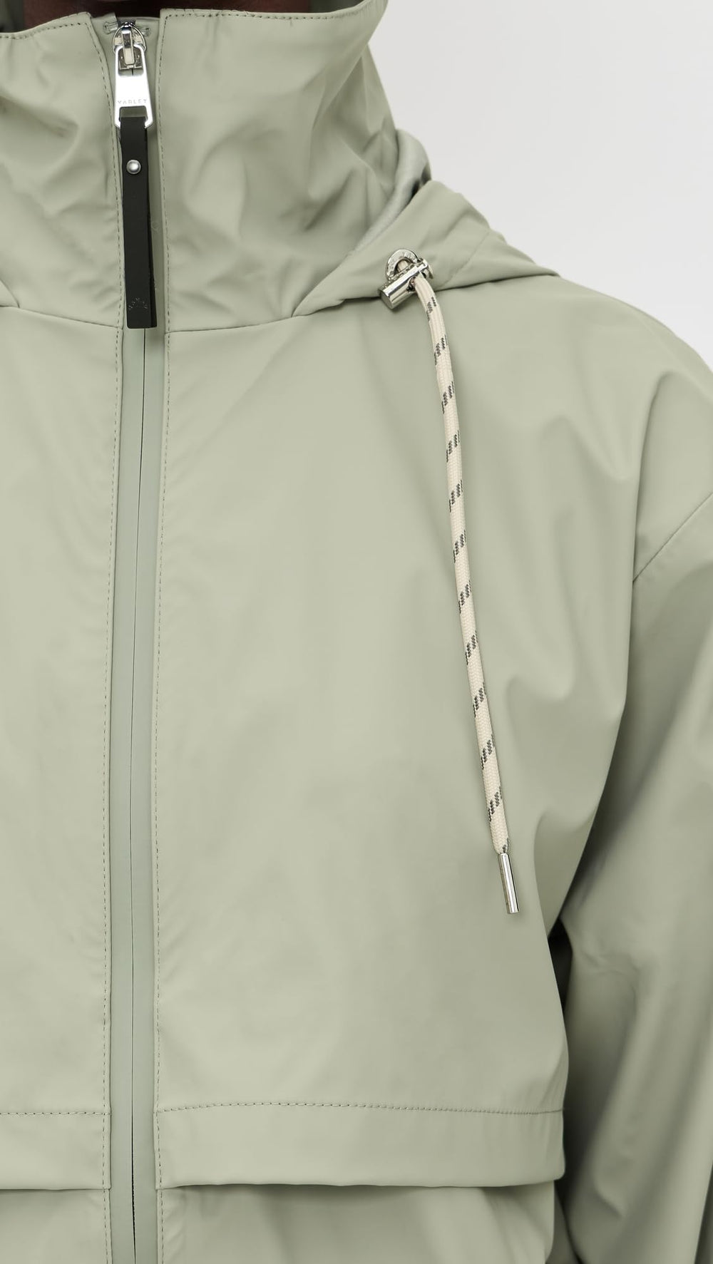 Varley Alyssa Rain Jacket slant hip pockets for secure on-the-go storage