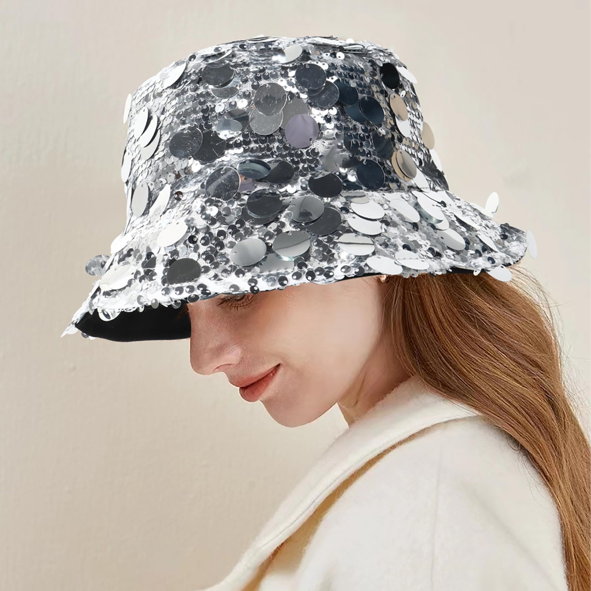 VASTLUCKY sun-safe bucket hat ideal for travel and outdoor activities.