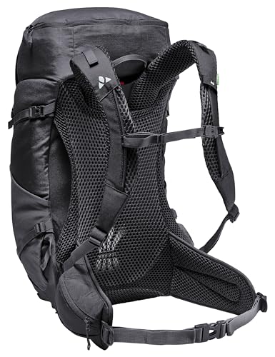 VAUDE Brenta 30 with adjustable back length for customized fit.
